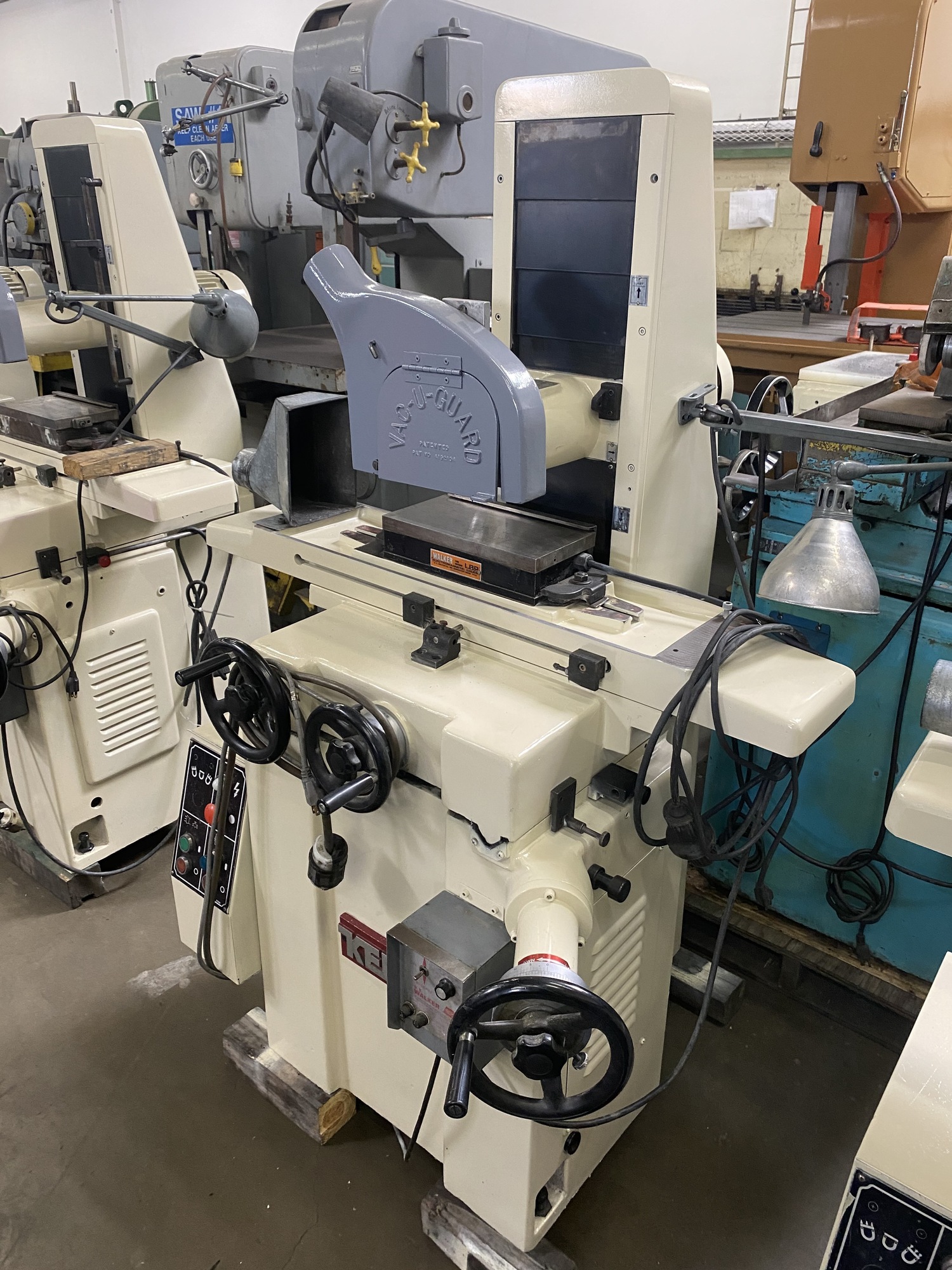 1990 KENT KGS-200 Reciprocating Surface Grinders | Compass Mechanical Co. (Compass Machine Tools)